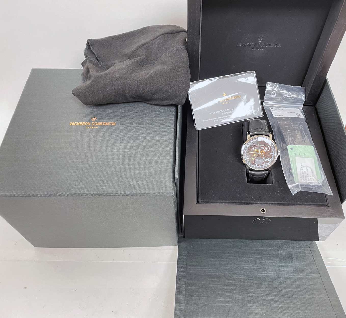 Vacheron Constantin Traditionnelle Complete Calendar Openface 4020T/000G-B655