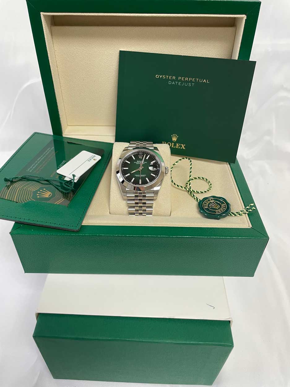 Rolex Datejust 41mm Steel - Smooth Bezel - Jubilee Green Ombre