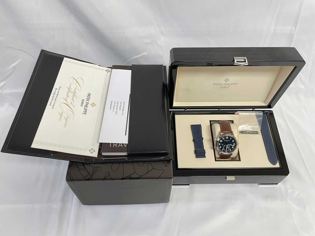 Patek Philippe Complications Pilot 5524g White Gold Travel Time Blue