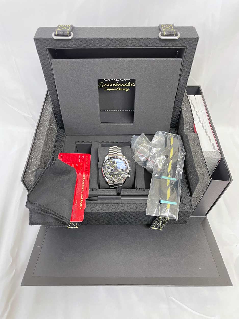 Omega Speedmaster Super Racing Master Chronometer
