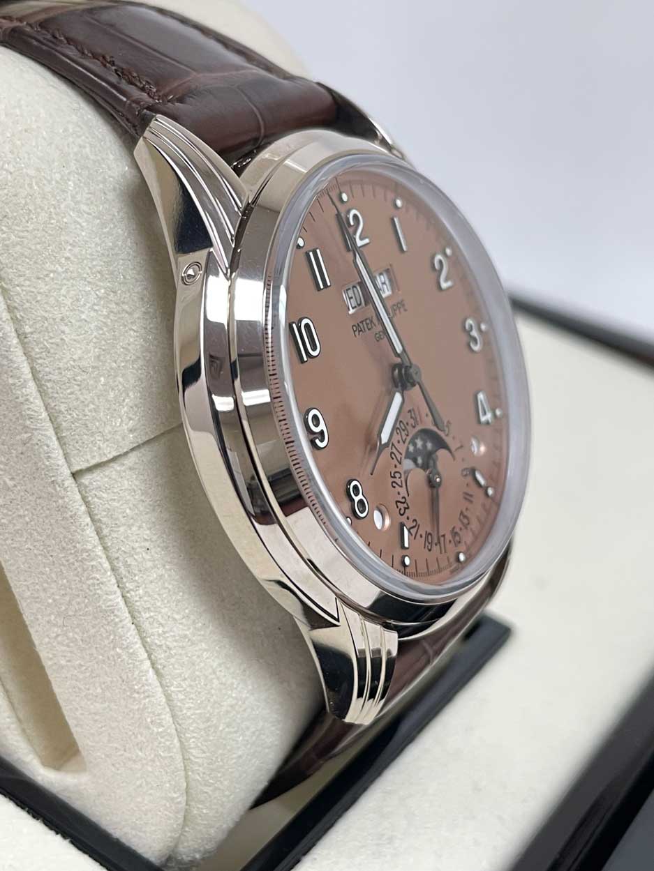 Patek Philippe Complications Perpetuall Calendar 5320g Salmon