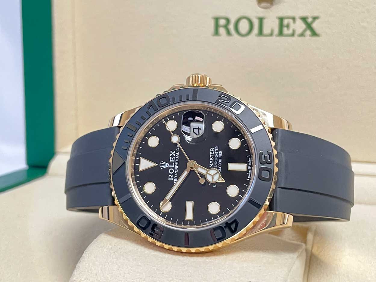 Rolex Yacht-Master 42 mm - Yellow Gold