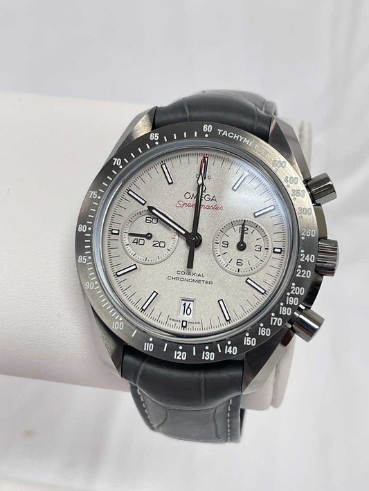 Moonwatch Co-Axial Chronograph Grey Side of The Moon