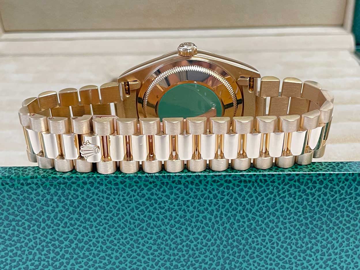 Rolex Day-Date President Yellow Gold - Fluted Bezel - President