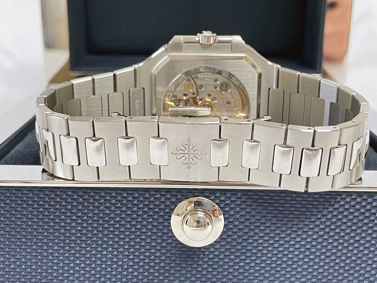 Patek Philippe Cubitus Green 5821/1a-001