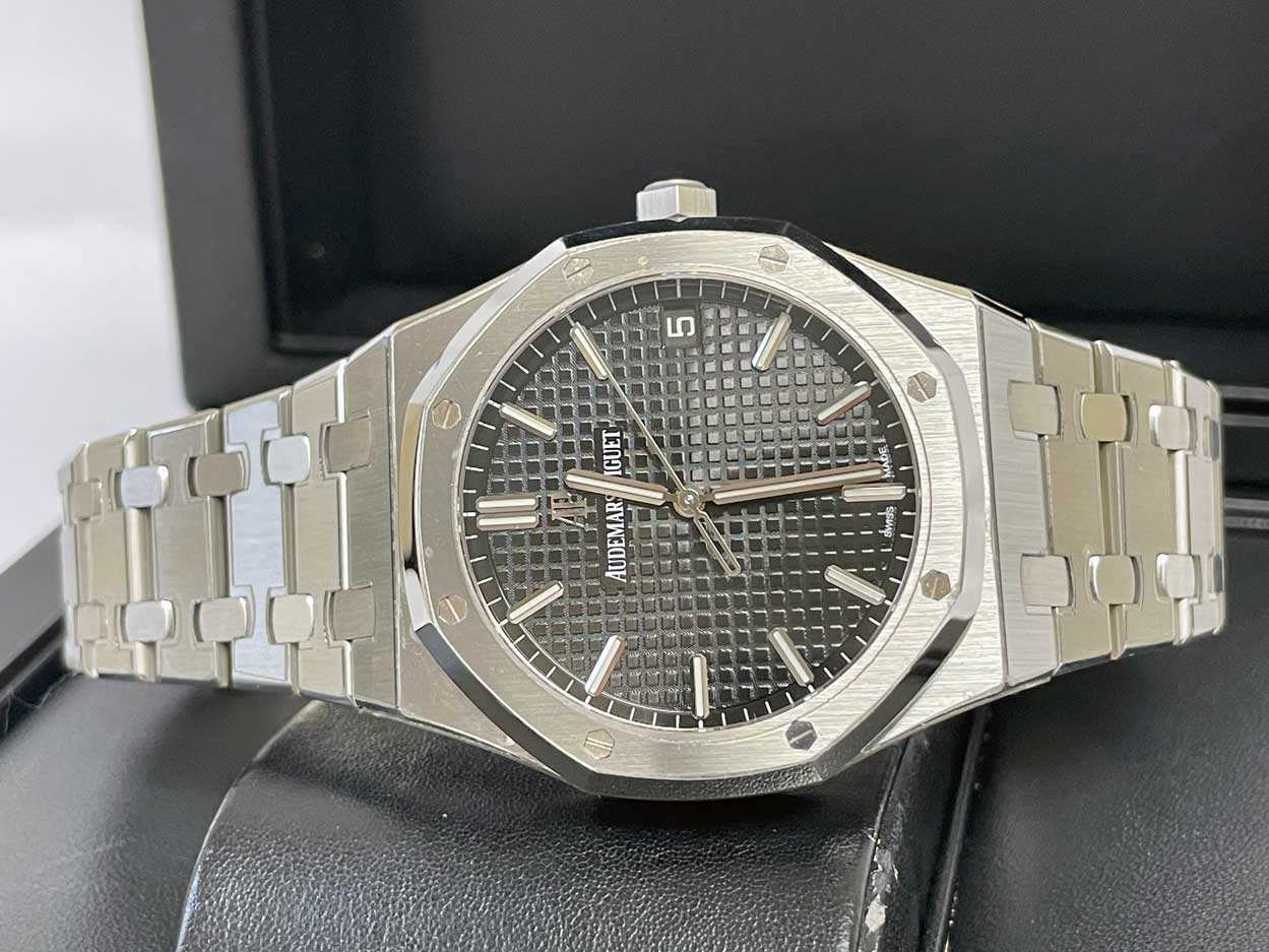 Audemars Piguet Royal Oak 41mm 15500st