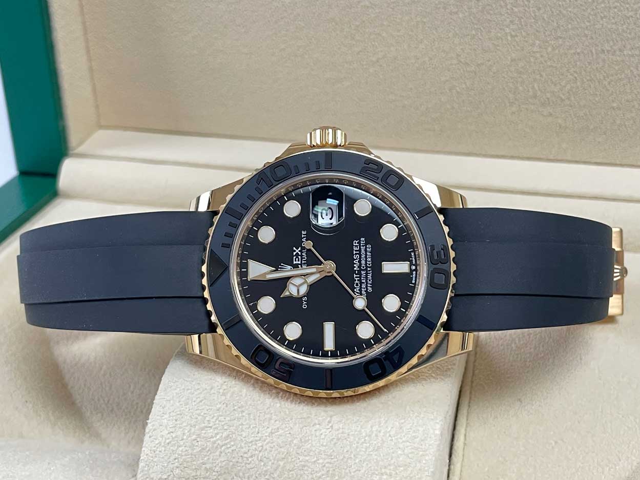 Rolex Yacht-Master 42 mm - Yellow Gold
