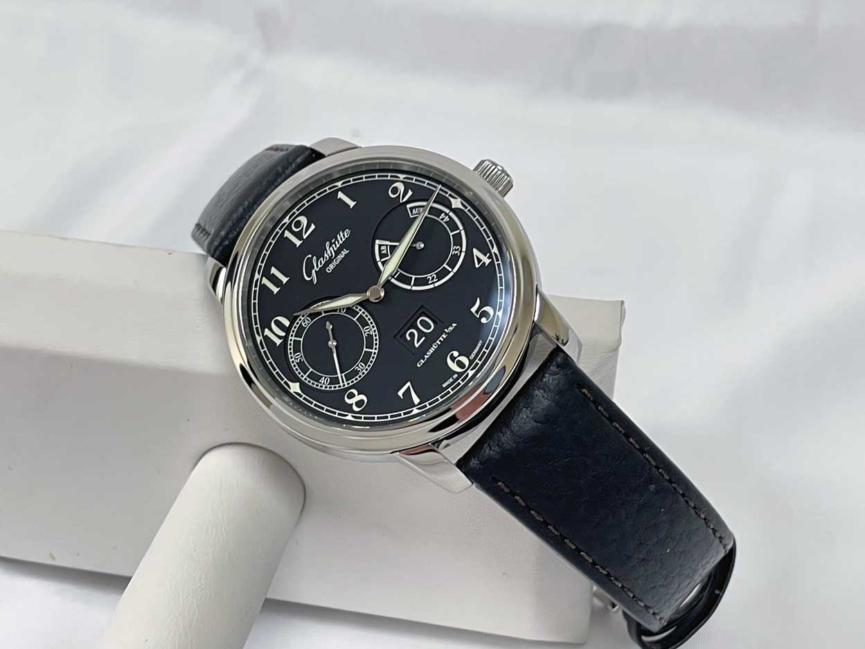 Glashutte Senator Observer