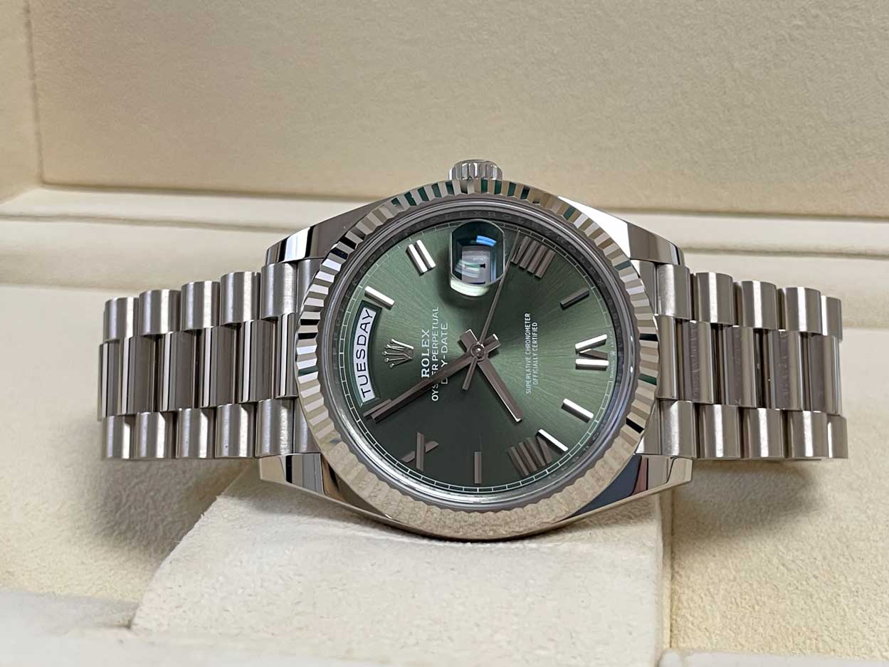 Rolex Day-Date 40 White Gold Olive Green