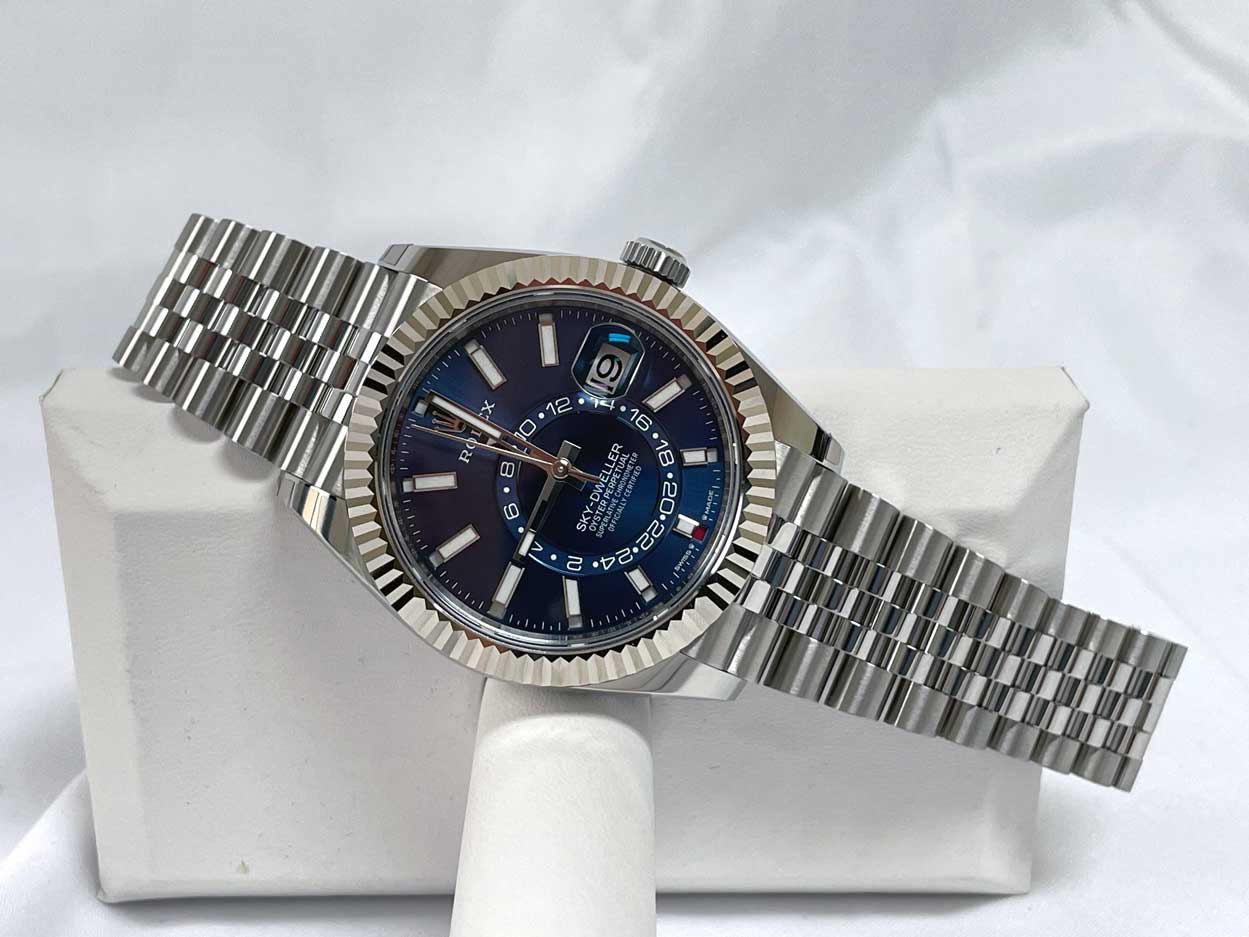 Rolex Sky-Dweller - Steel & White Gold - Jubilee
