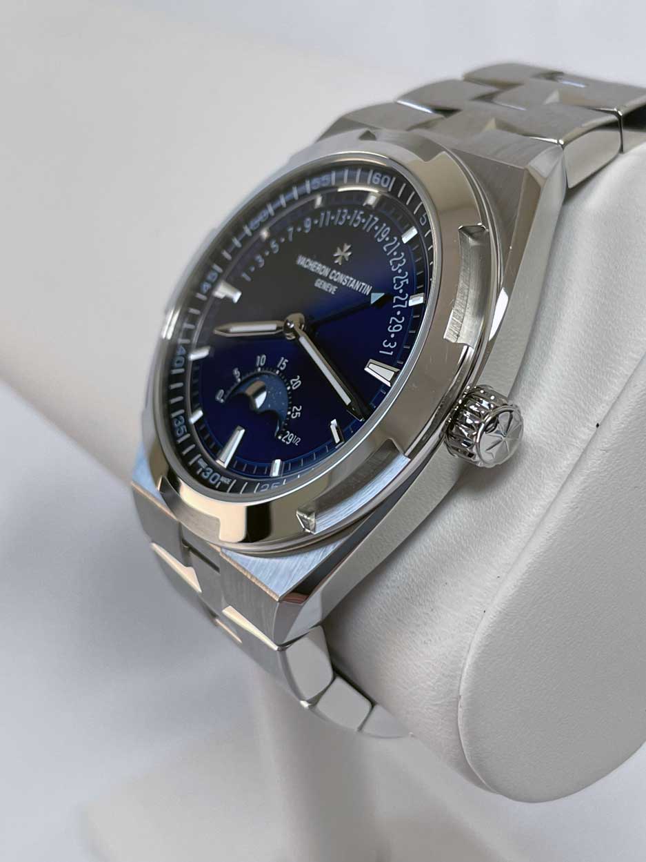 Vacheron Constantin Overseas Moonphase Retrograde 4000V/210A-B911