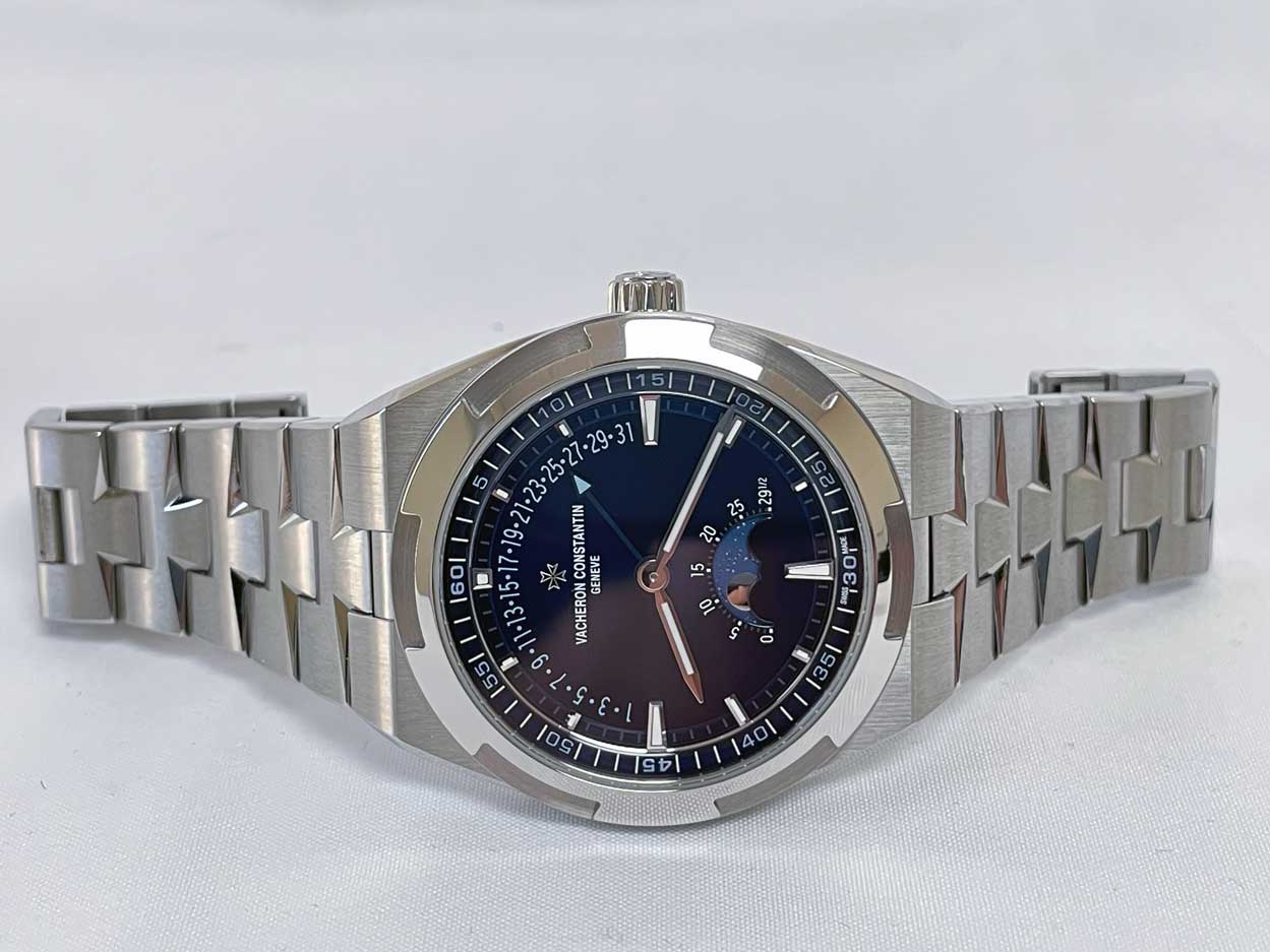 Vacheron Constantin Overseas Moonphase Retrograde 4000V/210A-B911