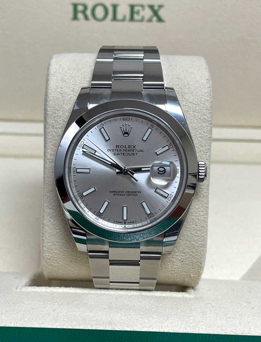 Rolex Datejust 41 Steel - Smooth Bezel - Oyster