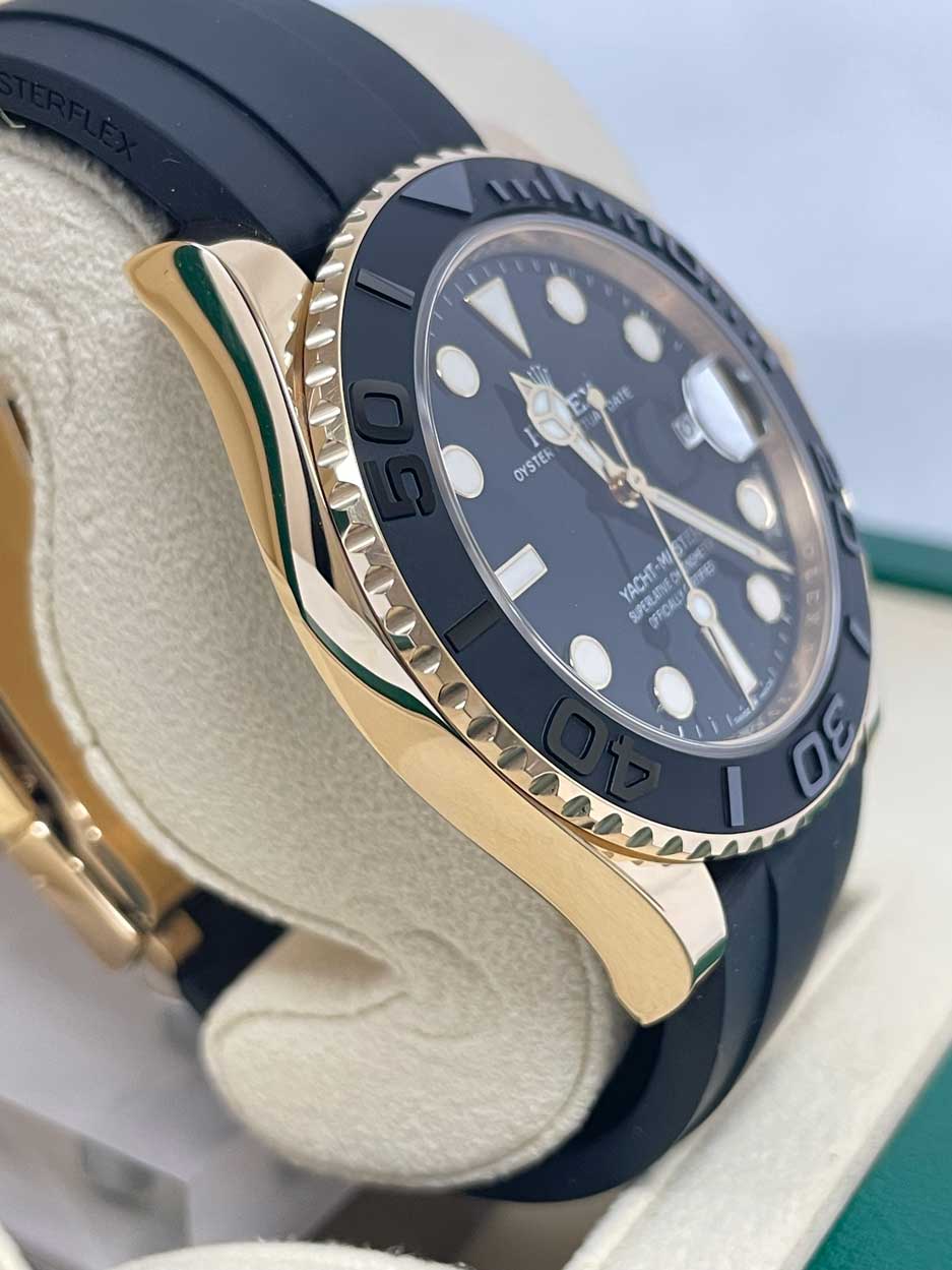 Rolex Yacht-Master 42 mm - Yellow Gold