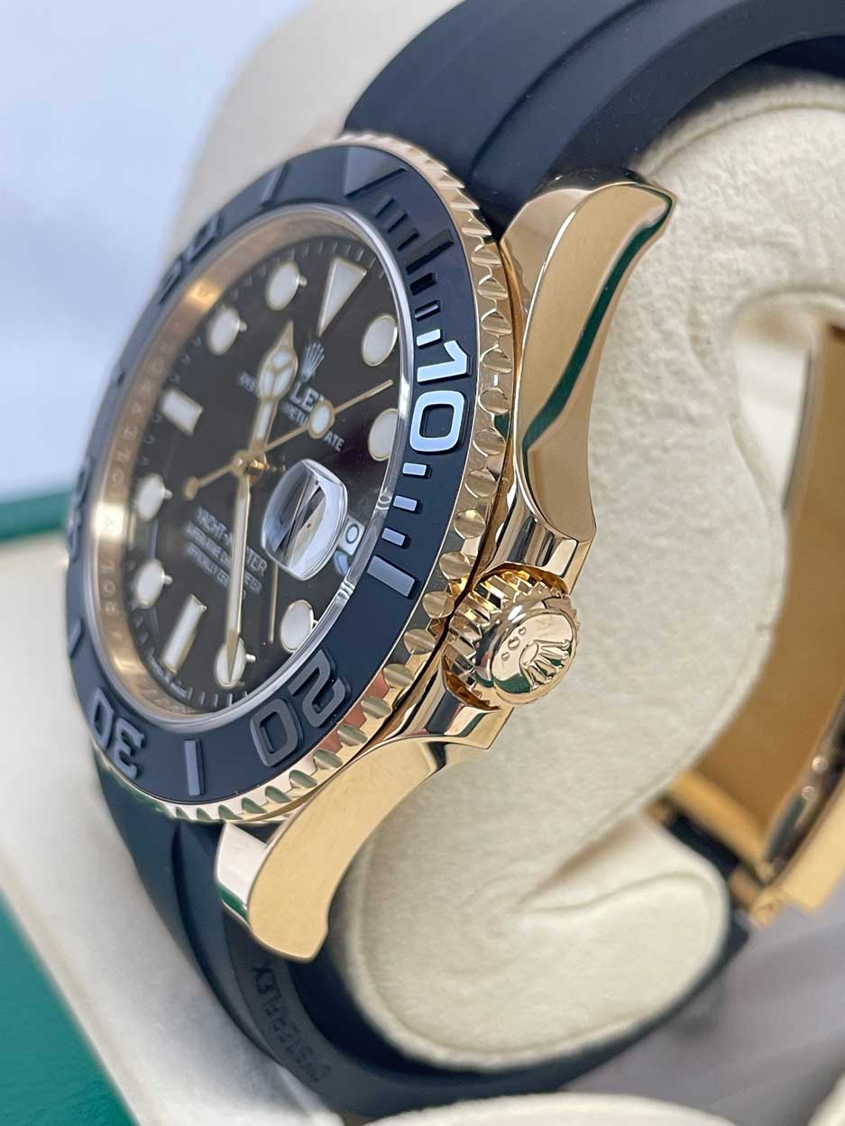 Rolex Yacht-Master 42 mm - Yellow Gold