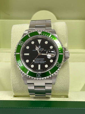 Rolex  Submariner Date 40mm Kermit 16610LV Z Serial