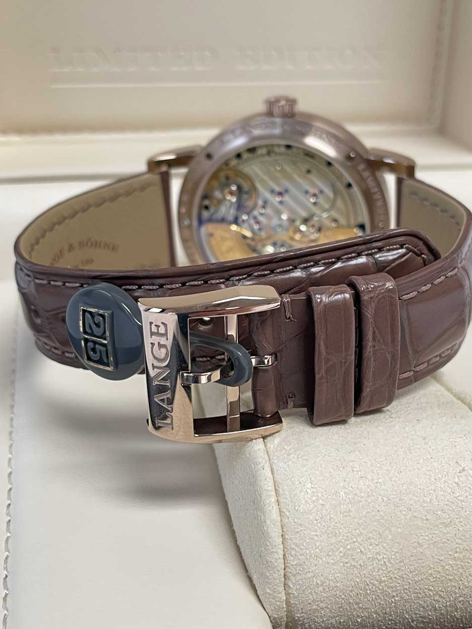 A. Lange & Sohne Lange 1 Daymatic Honeygold Limited Edition 320.050