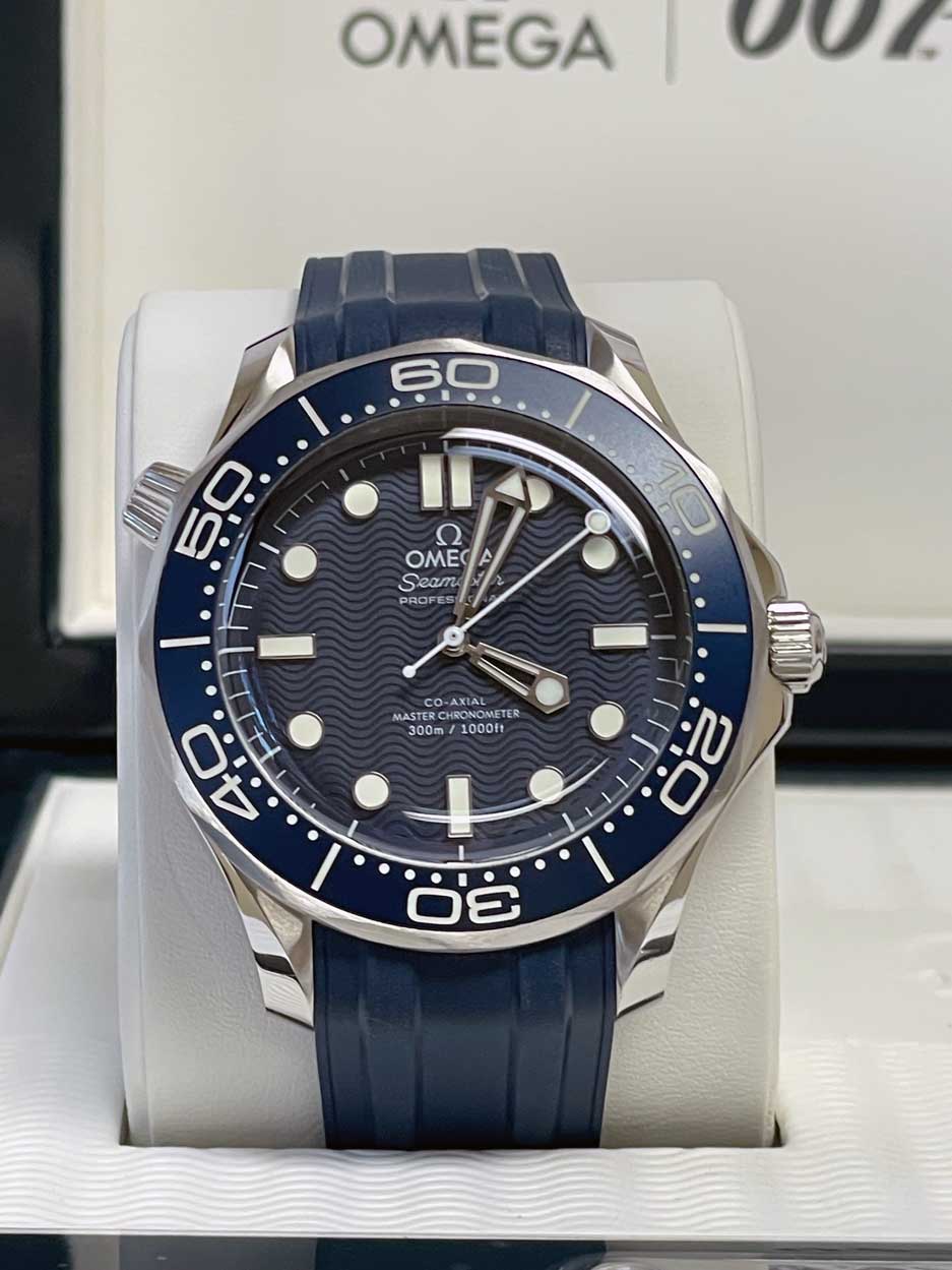 Omega Diver 300m Co-Axial Chronometer 42mm James Bond