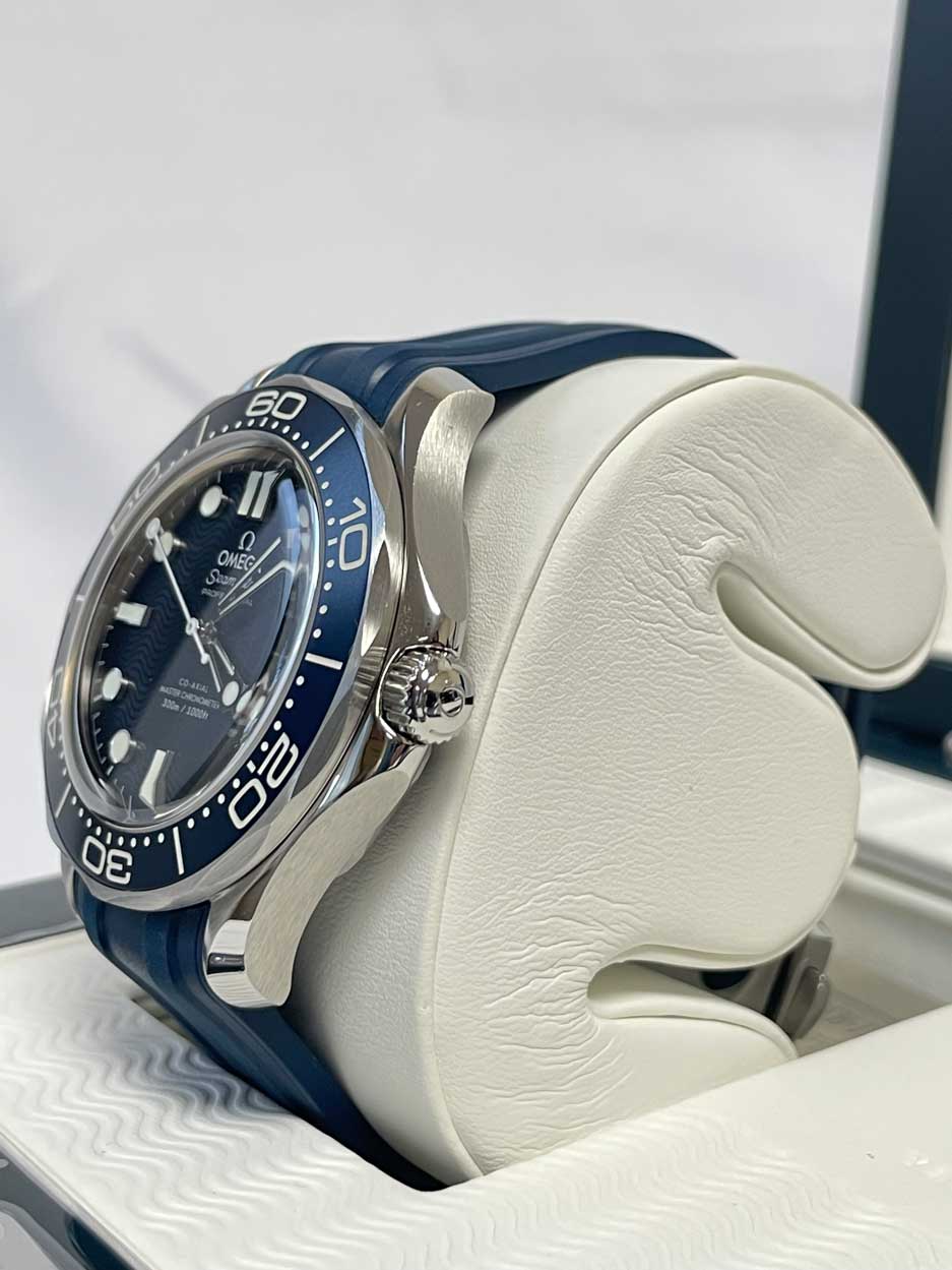Omega Diver 300m Co-Axial Chronometer 42mm James Bond