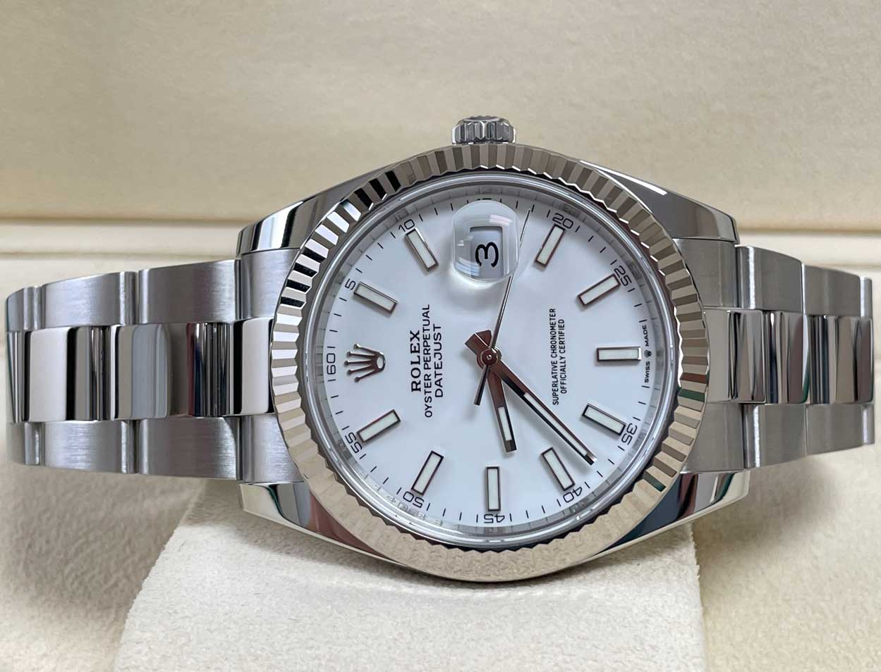Rolex Datejust 41 Steel and White Gold - Fluted Bezel - Oyster 126334
