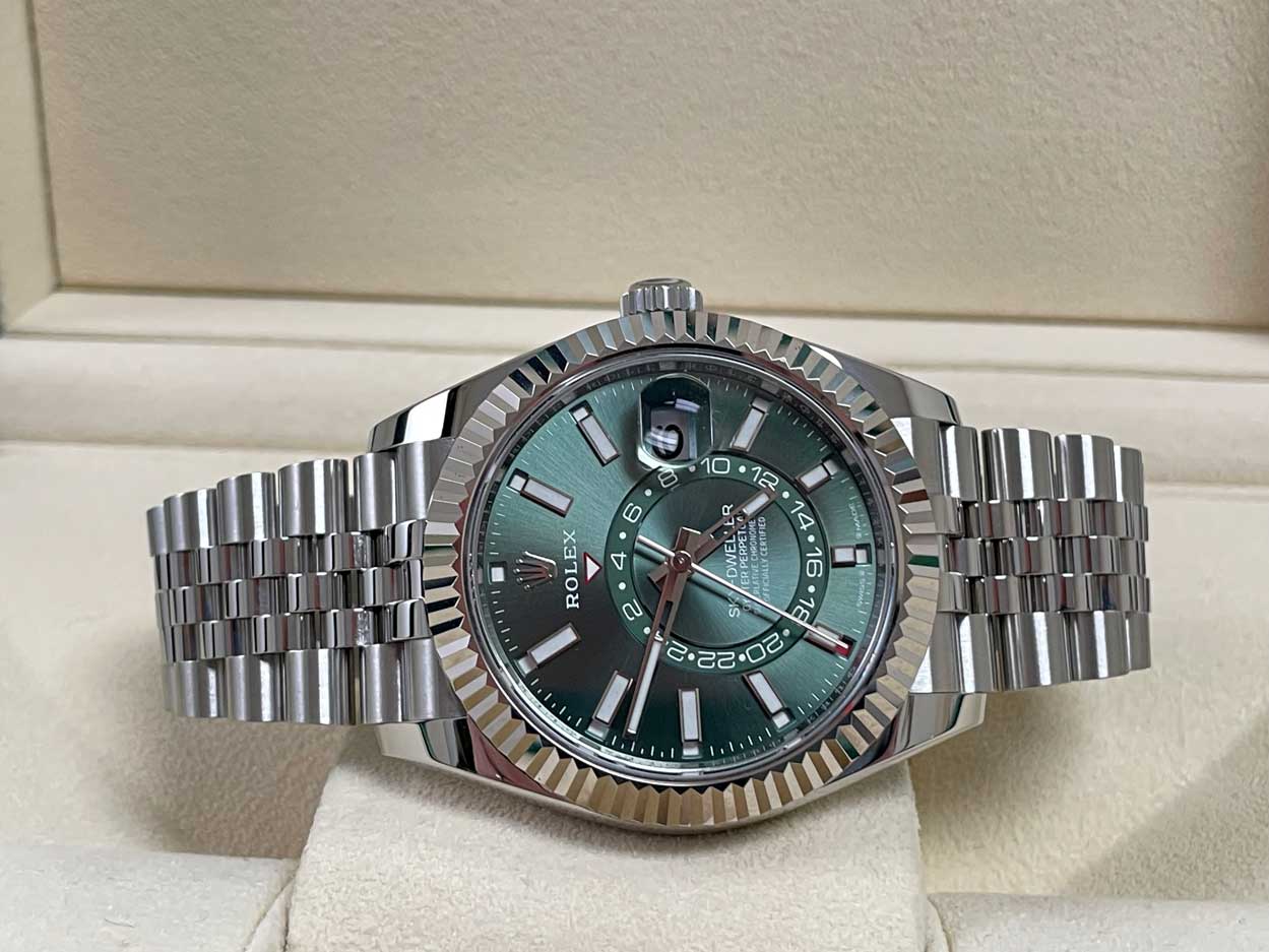 Rolex Sky-Dweller - Steel & White Gold - Jubilee