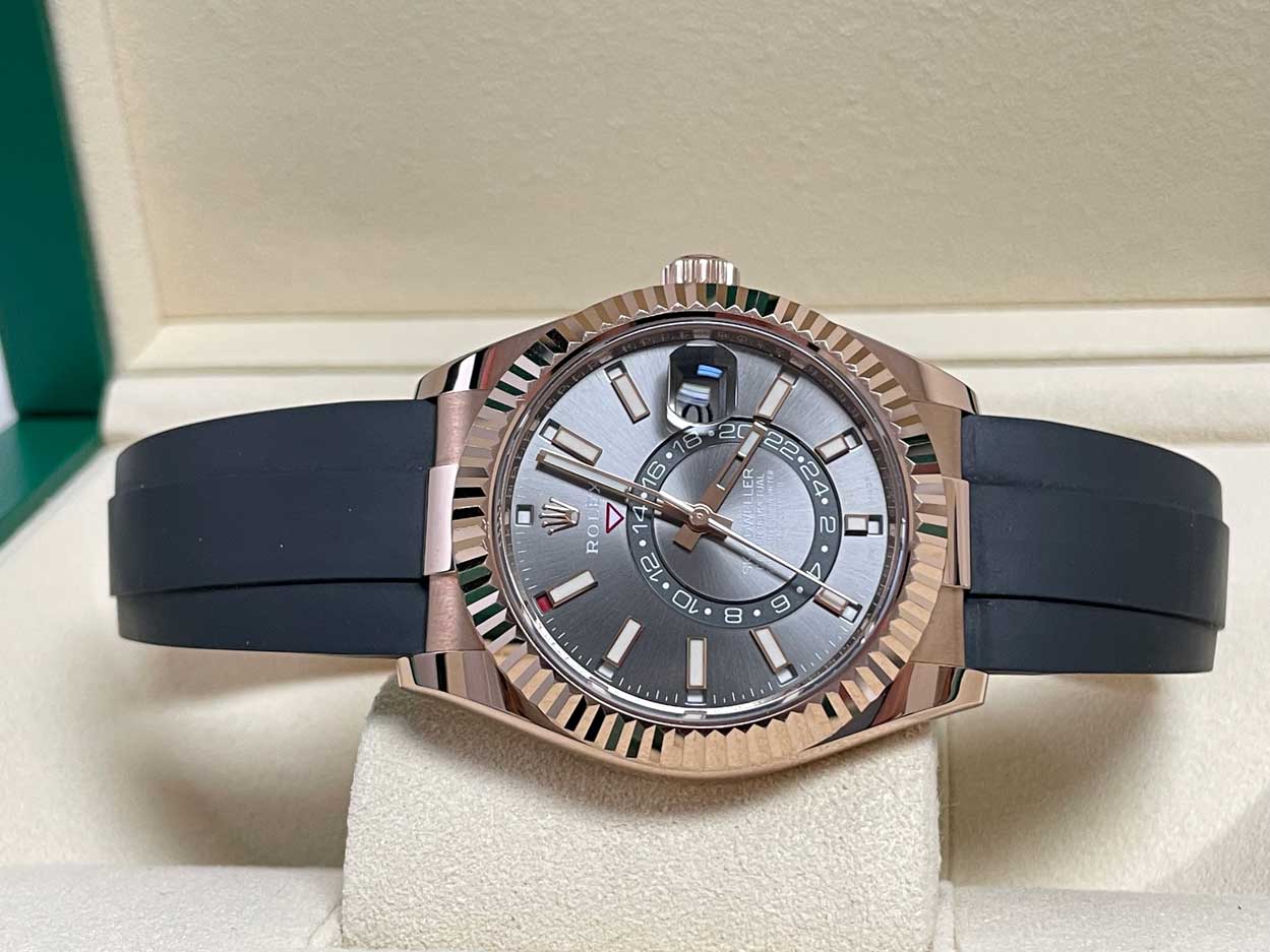 Rolex Everose Gold Sky-Dweller - Fluted Bezel - Oysterflex Bracelet