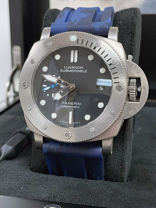 Panerai Submersible 47mm Titanium