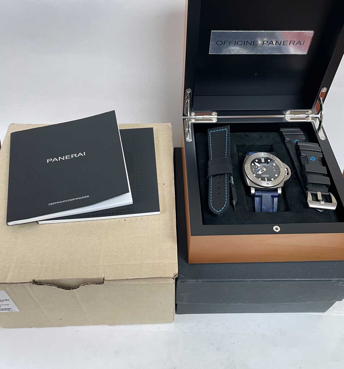 Panerai Submersible 47mm Titanium