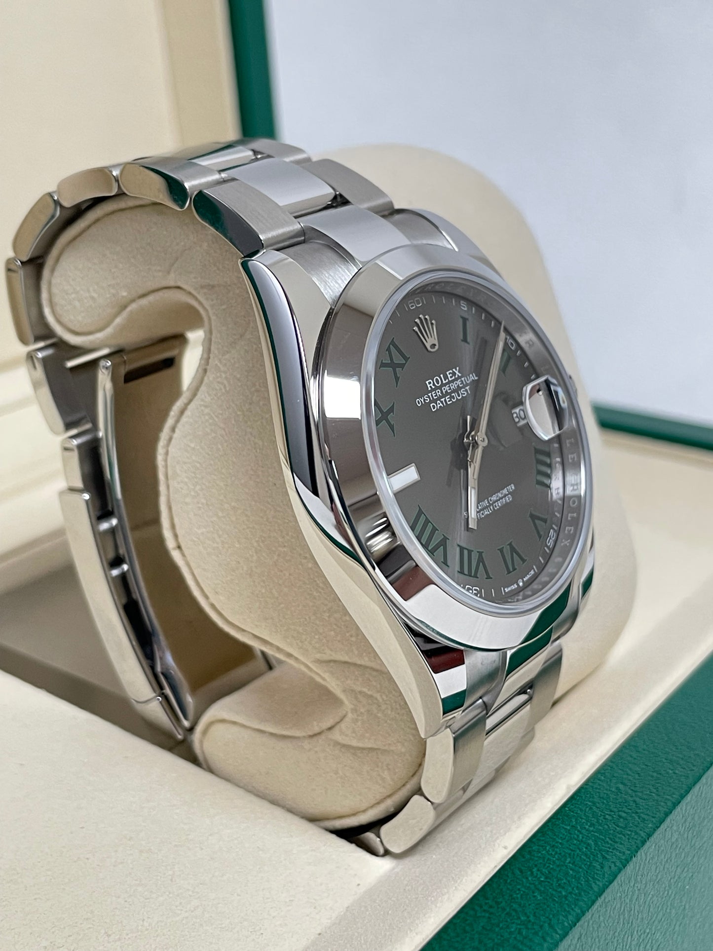 Rolex Datejust 41 Steel - Smooth Bezel - Oyster