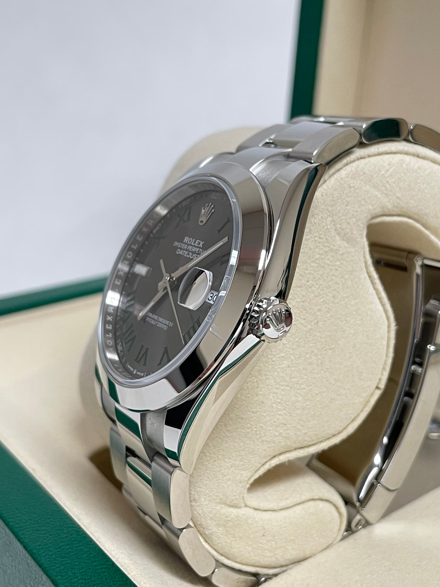 Rolex Datejust 41 Steel - Smooth Bezel - Oyster