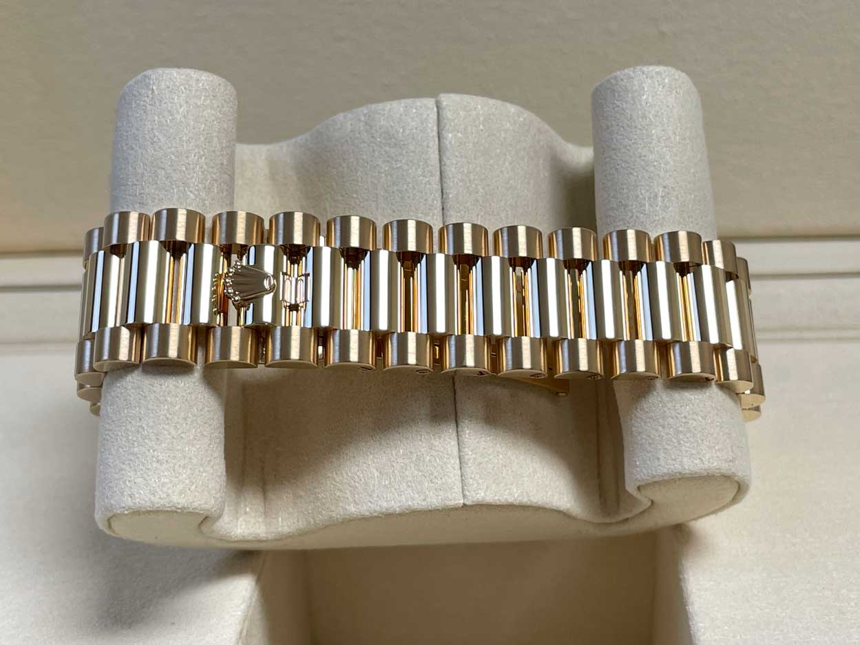 Rolex Day-Date President Yellow Gold - Fluted Bezel - President