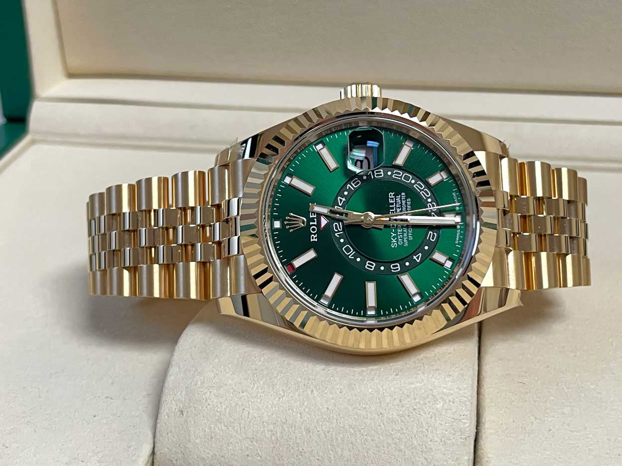 Rolex Sky-Dweller Yellow Gold Green Jubilee