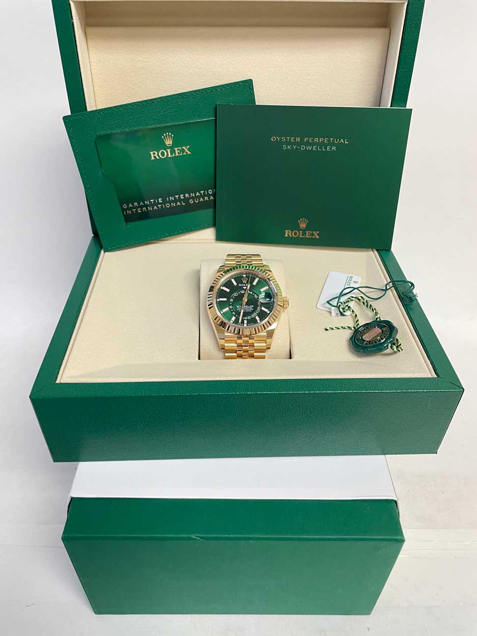 Rolex Sky-Dweller Yellow Gold Green Jubilee