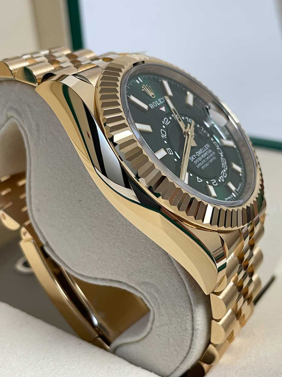 Rolex Sky-Dweller Yellow Gold Green Jubilee