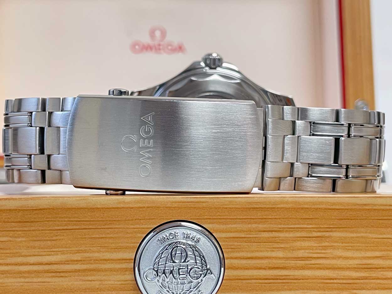 Omega Diver 300m Co-Axial Chronometer 42mm