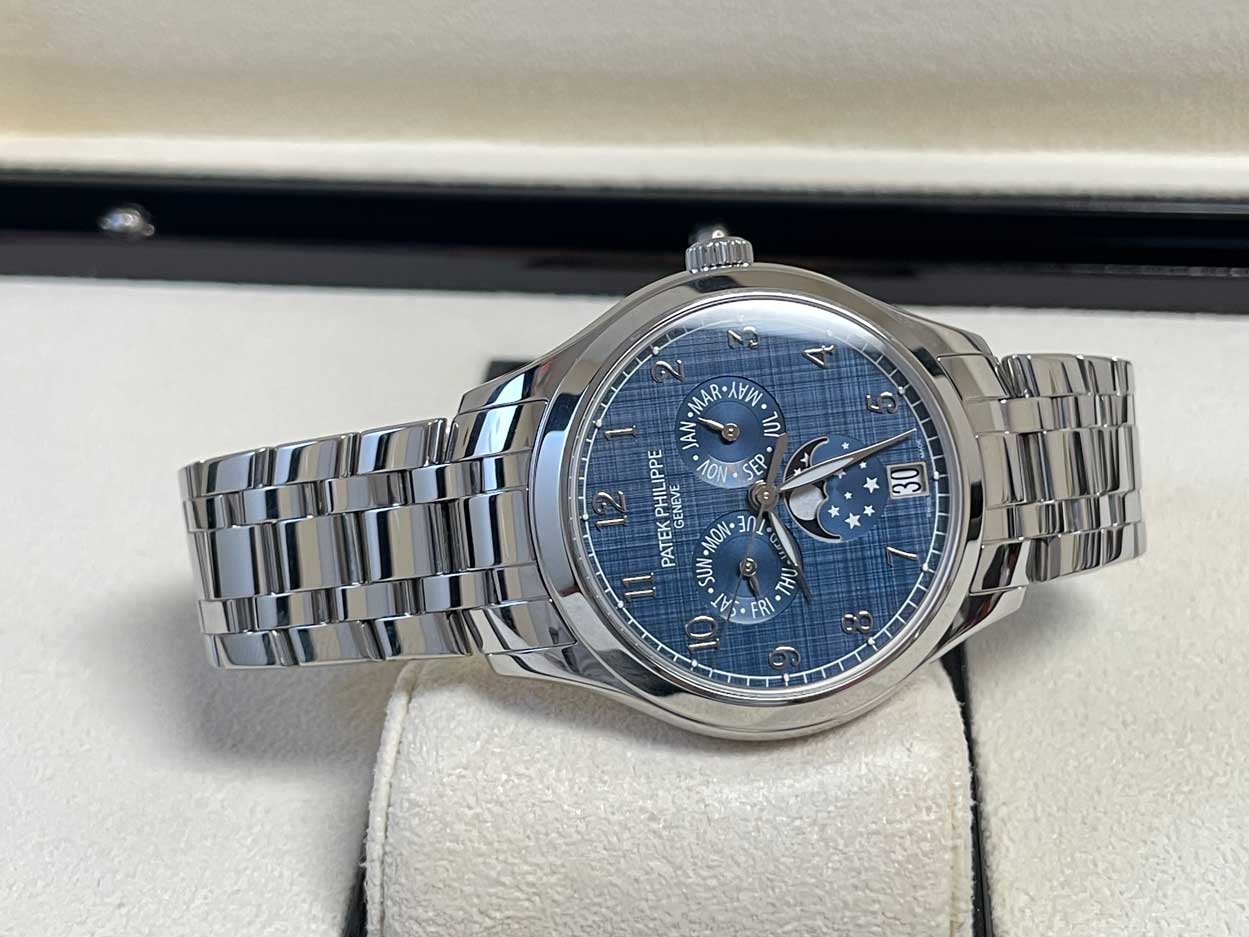 Patek Philippe Complications Annual Calendar 4947/1A Blue