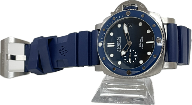 Panerai  Submersible QuarantaQuattro Blu Profondo 44mm